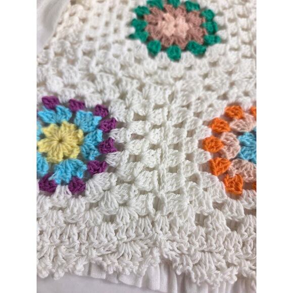 Chrysanthemum Crochet Floral Vacay Crop Top Medium Balloon Sleeve - Picture 4 of 7